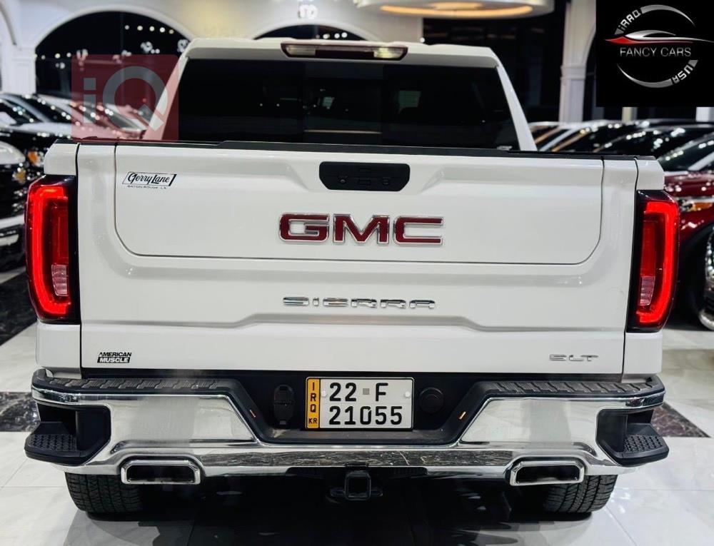 GMC Sierra